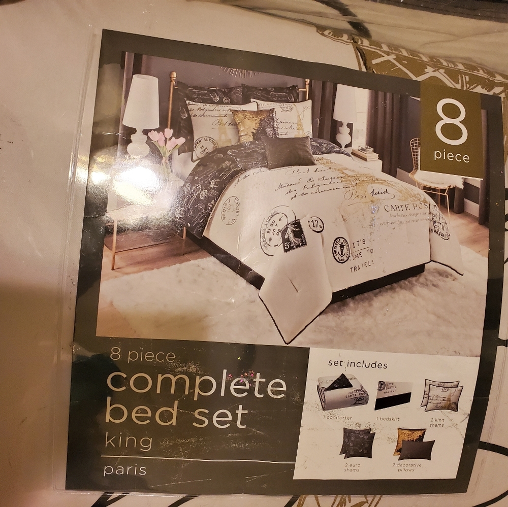 Brand new *King size* bedding set